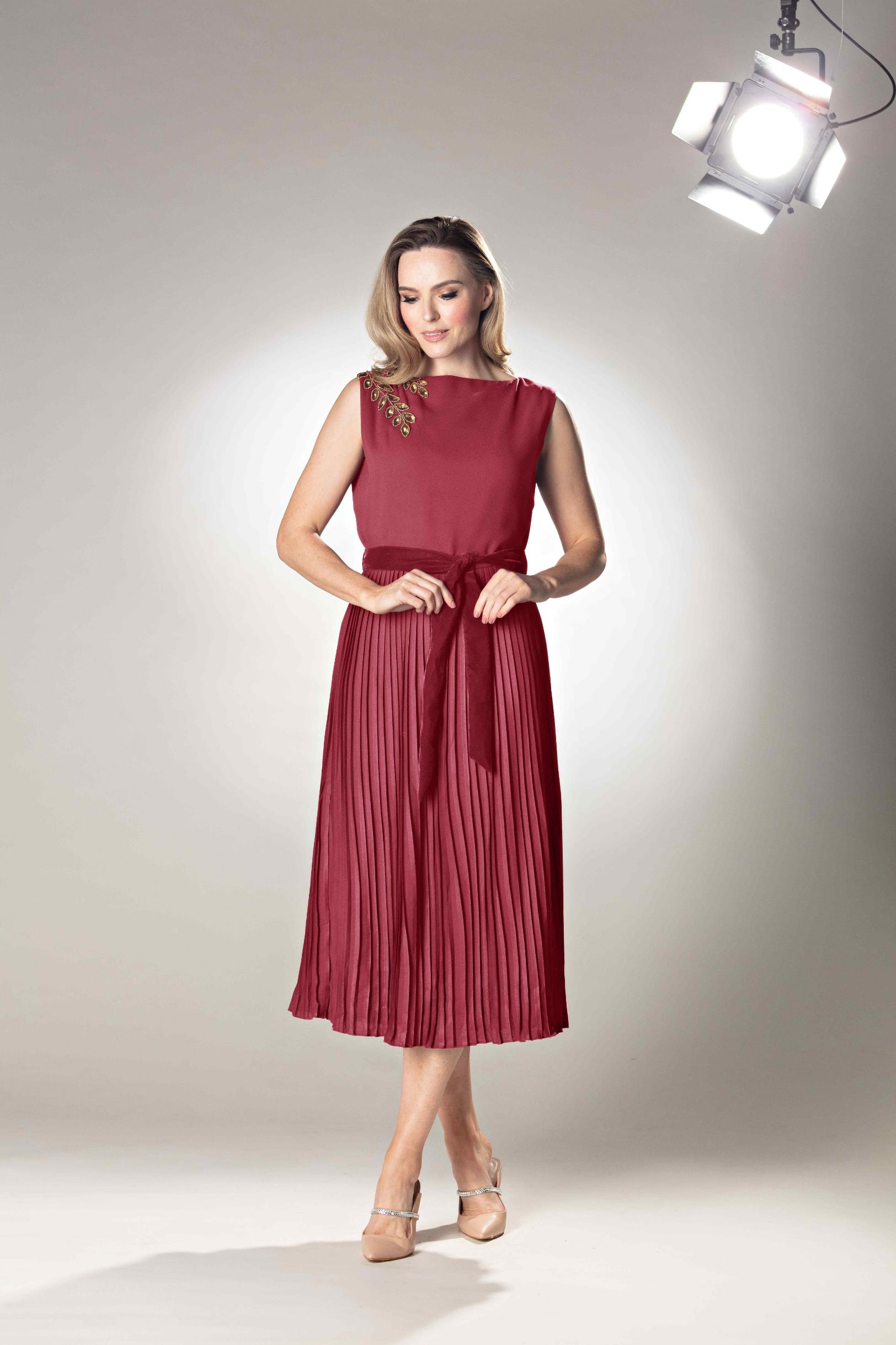 Pleated Skirt Style Midi Dress